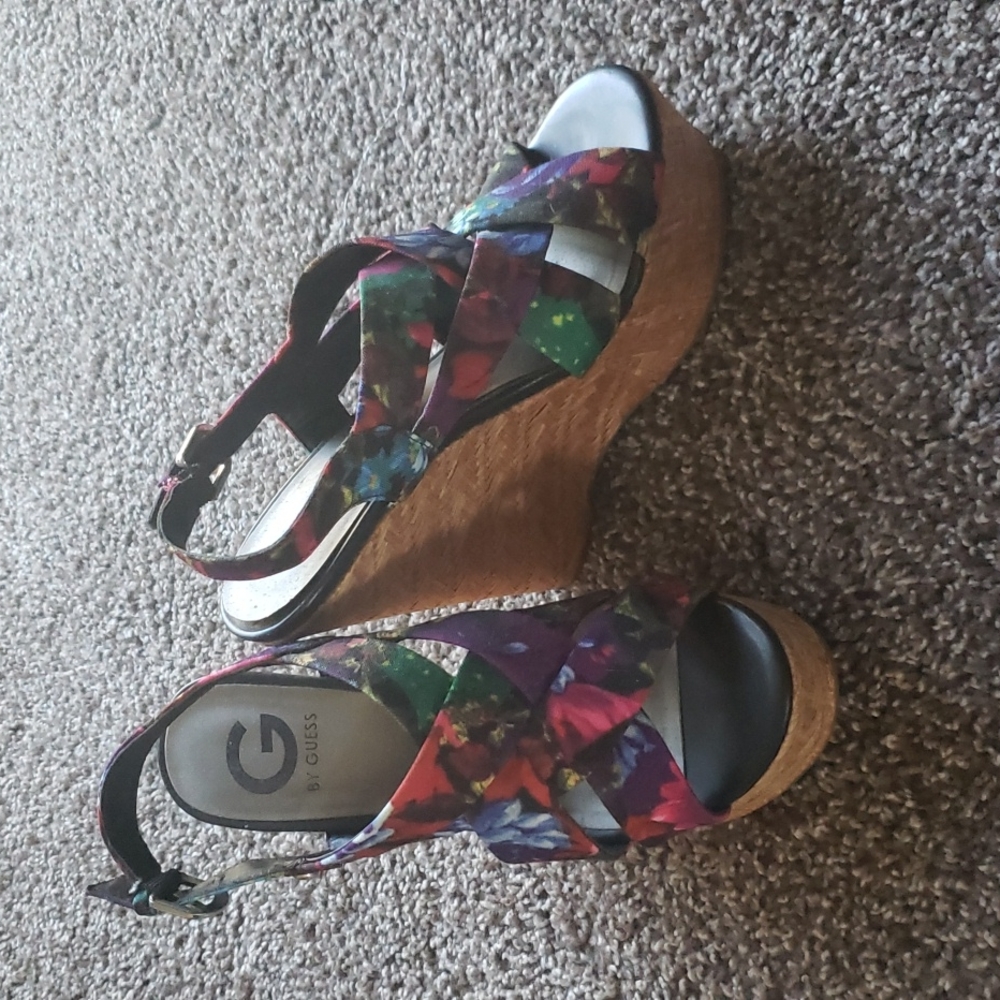 Floral Wedges by Guess. Size 7
